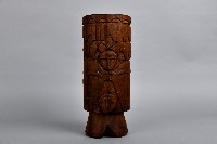 浮雕人面三角幾何紋木製杯藏品圖，第2張