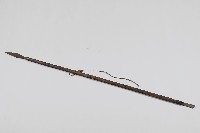 浮雕幾何人面紋長槍藏品圖，第2張