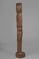 身著底褲男性祖先像藏品圖，第4張