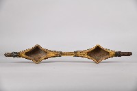 黃底百步蛇紋木製雙連杯藏品圖，第2張