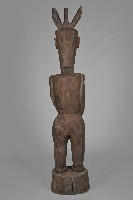 雙手持陽具裸身男性立像人偶藏品圖，第2張