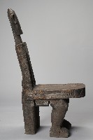 雕刻坐像木椅藏品圖，第4張