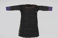 刺繡黑底女長衣藏品圖，第2張