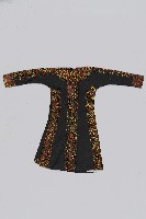 黑底鑲織繡花邊女長衣藏品圖，第2張