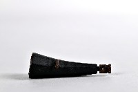 牛角狀木製火藥筒藏品圖，第2張