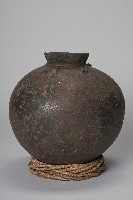 四耳陶壺藏品圖，第2張