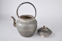 錫製獅身紐素面提手壺藏品圖，第5張