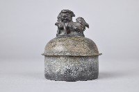 獅身鈕素面把手壺-壺蓋藏品圖，第3張