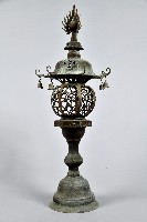 透雕捲草紋掛鈴油燈台-2藏品圖，第2張