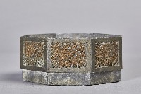 錫合金製八角雙層粉餅盒-中層藏品圖，第1張