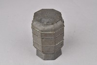 雙層八角錫製粉盒藏品圖，第1張