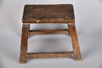 素面榫接木製板凳藏品圖，第1張