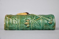 青綠釉蟬竹枝壁插藏品圖，第2張