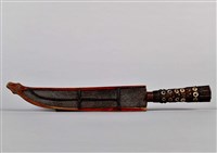 浮雕彩繪人面百步蛇紋佩刀藏品圖，第4張