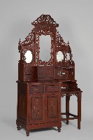 圓雕孔雀鈴蘭草紋飾梳妝台藏品圖，第2張