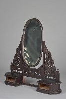 鏤雕捲草紋壽松鏡梳妝台-鏡台藏品圖，第3張