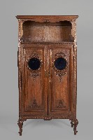 捲草紋玻璃方櫃藏品圖，第1張