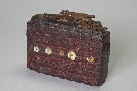 浮雕人面紋祈禱箱藏品圖，第5張