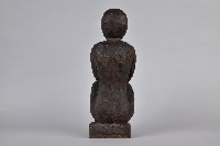 坐像人偶藏品圖，第2張