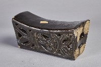 鏤雕葉紋雙一字陶枕藏品圖，第5張