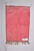 刺繡紅底花草人像鏡罩藏品圖，第2張