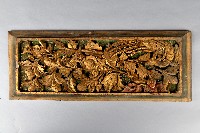 綠底金漆鳳凰牡丹木雕牆飾藏品圖，第1張