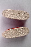 紅底花草刺繡童鞋藏品圖，第3張