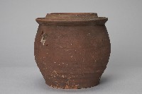 陶製紅胎素面有槽醃菜甕藏品圖，第2張