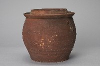 陶製紅胎素面有槽醃菜甕藏品圖，第3張