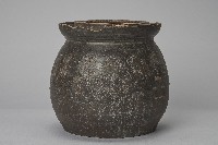 陶製紅胎黑釉有槽醃菜甕藏品圖，第3張