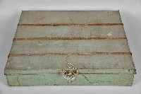 綠色鐵製箱藏品圖，第1張