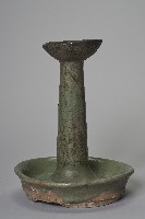 綠釉燭臺藏品圖，第2張