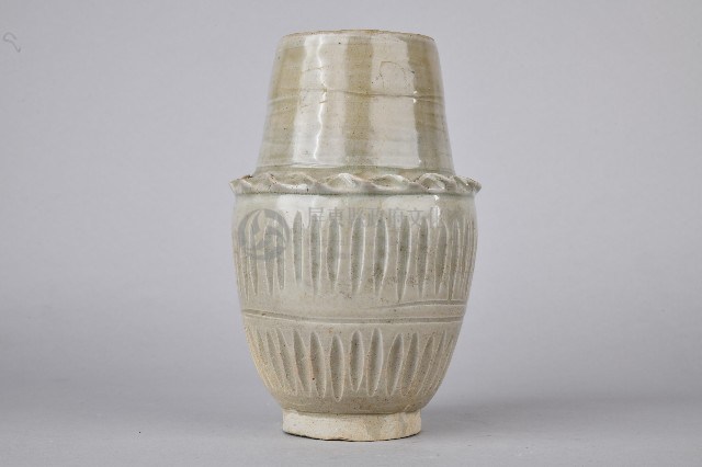 青瓷貼花罐藏品圖，第1張
