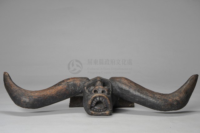 排灣頭目永的圖騰-底座藏品圖，第1張