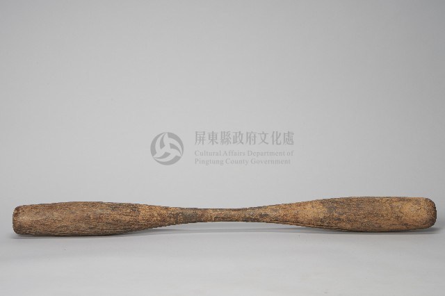 浮雕幾何百步蛇紋杵臼-木杵藏品圖，第1張