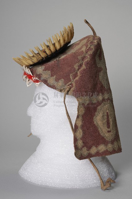 綴珠獸牙男性皮帽藏品圖，第3張