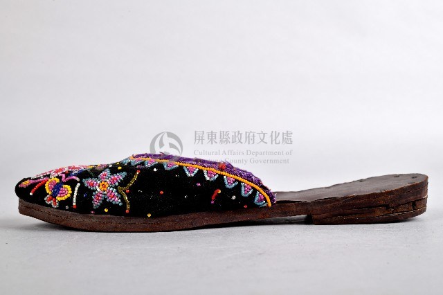 黑底串珠繡花拖鞋-右藏品圖，第4張