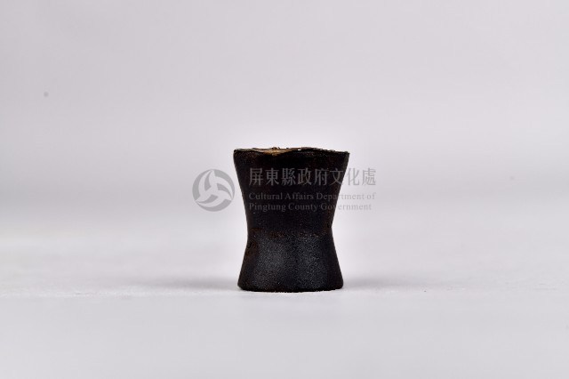 臼狀素面菸斗頭藏品圖，第1張