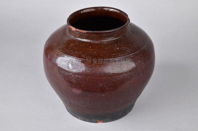 褐釉陶製藥罐藏品圖，第1張