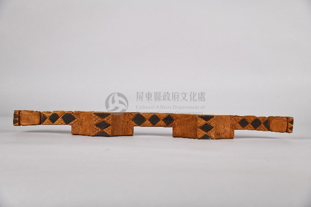 人像幾何紋木製雙連杯藏品圖，第1張