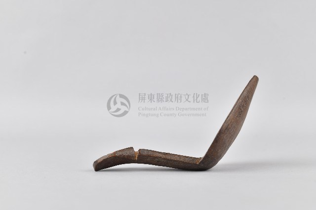浮雕短柄人面木製匙藏品圖，第2張