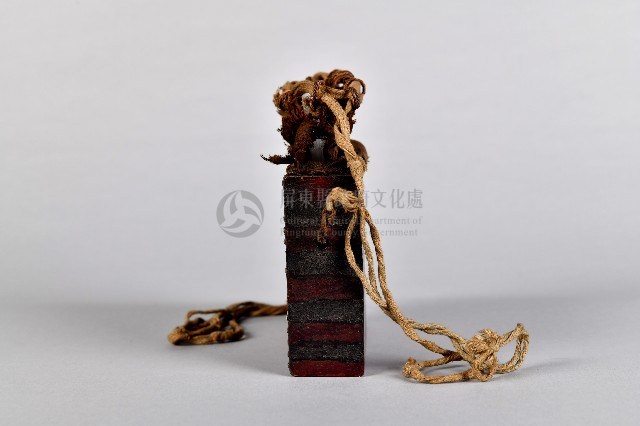鑲螺鈿太陽紋祈禱箱藏品圖，第2張