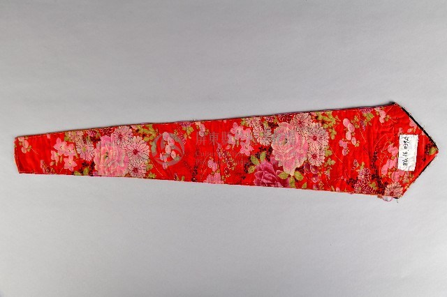 刺繡紅底連枝牡丹紋劍帶-1藏品圖，第2張