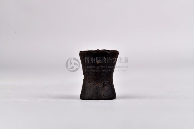 臼狀素面菸斗頭藏品圖，第2張