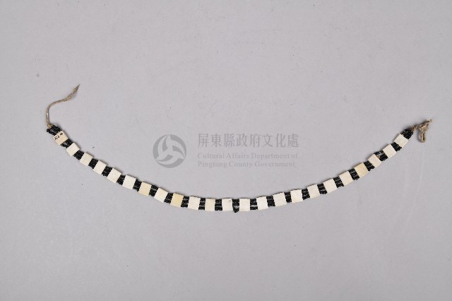 黑色琉璃珠飾藏品圖，第2張