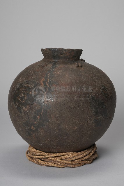 四耳陶壺藏品圖，第2張