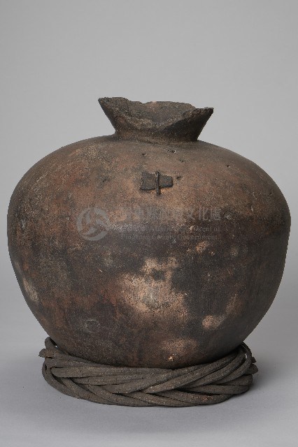寬腹陶甕藏品圖，第2張