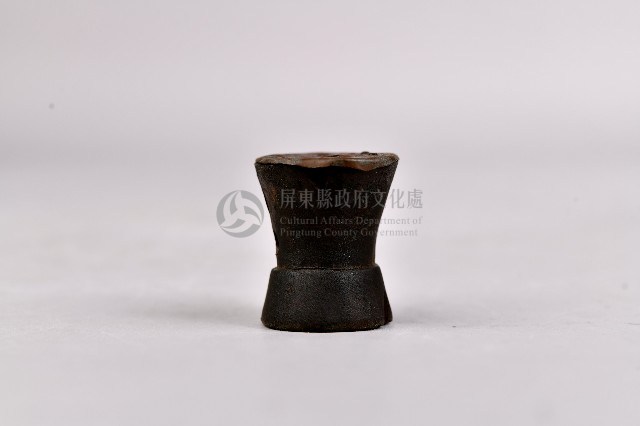臼狀素面菸斗頭藏品圖，第2張