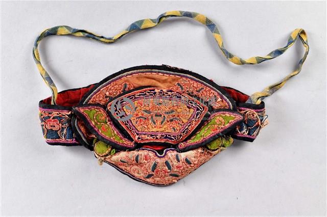 釘線繡花抹額藏品圖，第2張