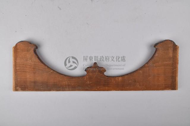 鑲嵌捲草紋木雕藏品圖，第2張